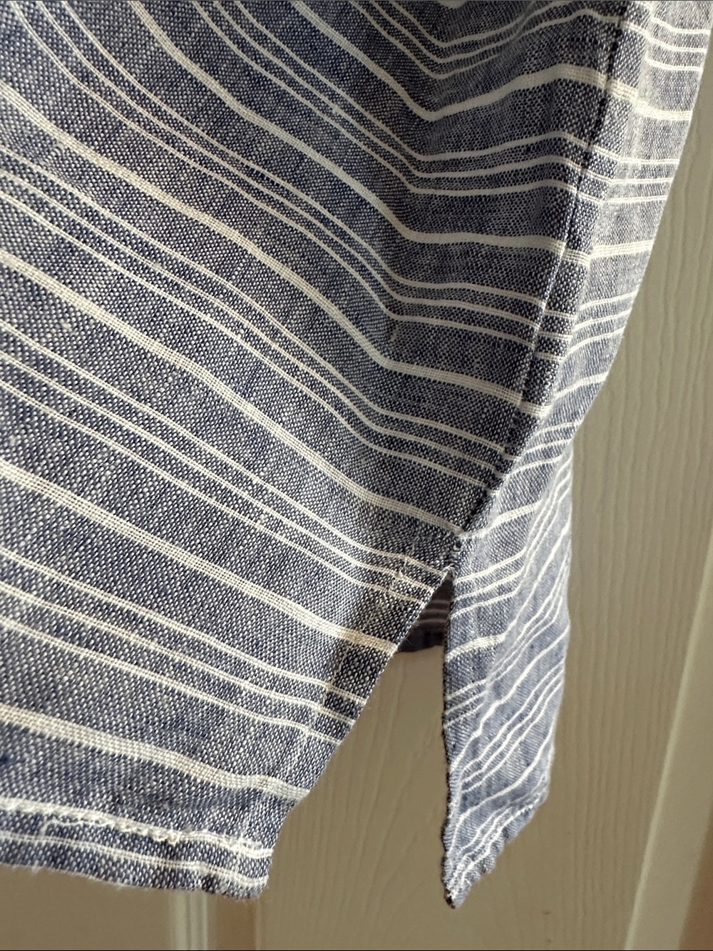 Lord & Taylor Blue & White Linen Blend Look Sleeveless Tank Top Large - Picture 5 of 6
